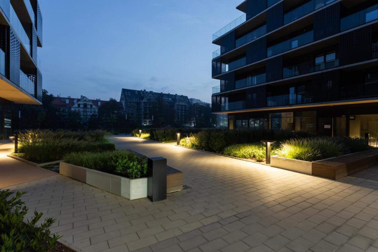Golden Prince Apartment, So Close To Rynek! Free Parking Included. فروتسواف المظهر الخارجي الصورة